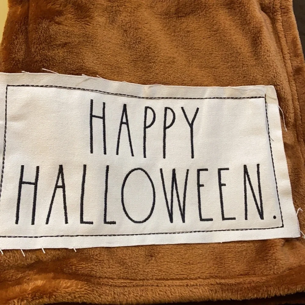 Rae Dunn HAPPY HALLOWEEN Throw & Pillow